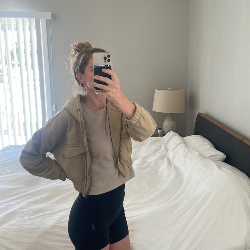 Cropped zip up sweatshirt size small